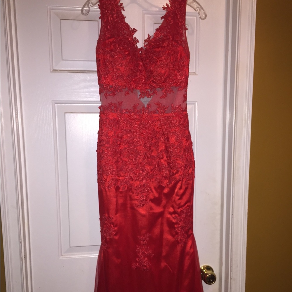Red prom dress